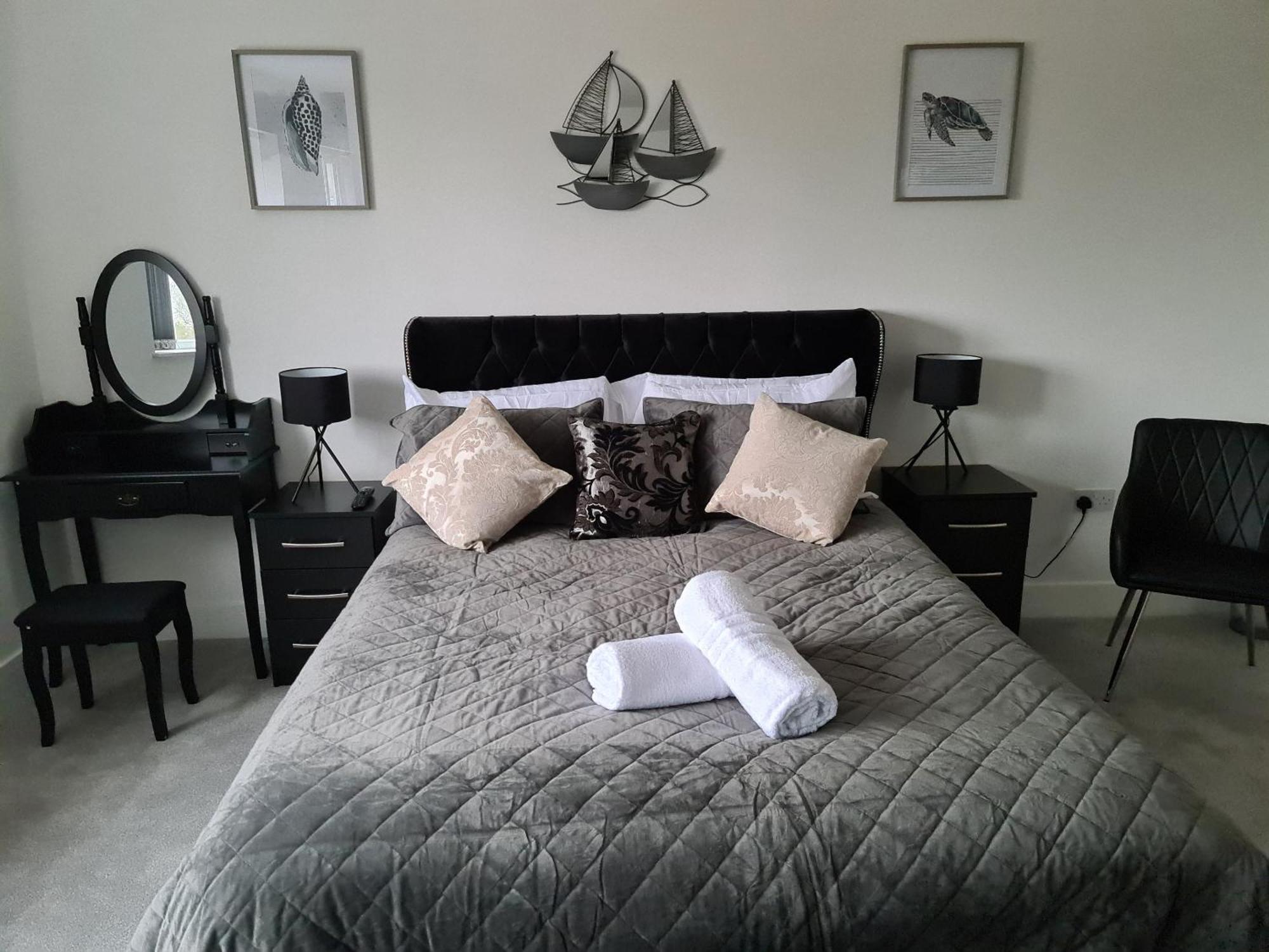 Sav 5 Bed Luxury Detached House In Leicester Humberstone Exterior photo