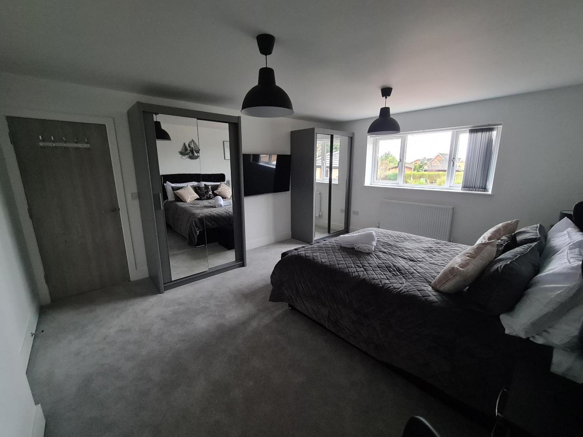 Sav 5 Bed Luxury Detached House In Leicester Humberstone Exterior photo