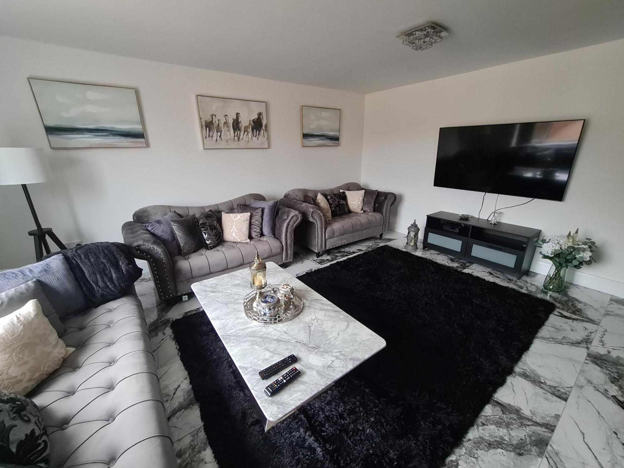 Sav 5 Bed Luxury Detached House In Leicester Humberstone Exterior photo