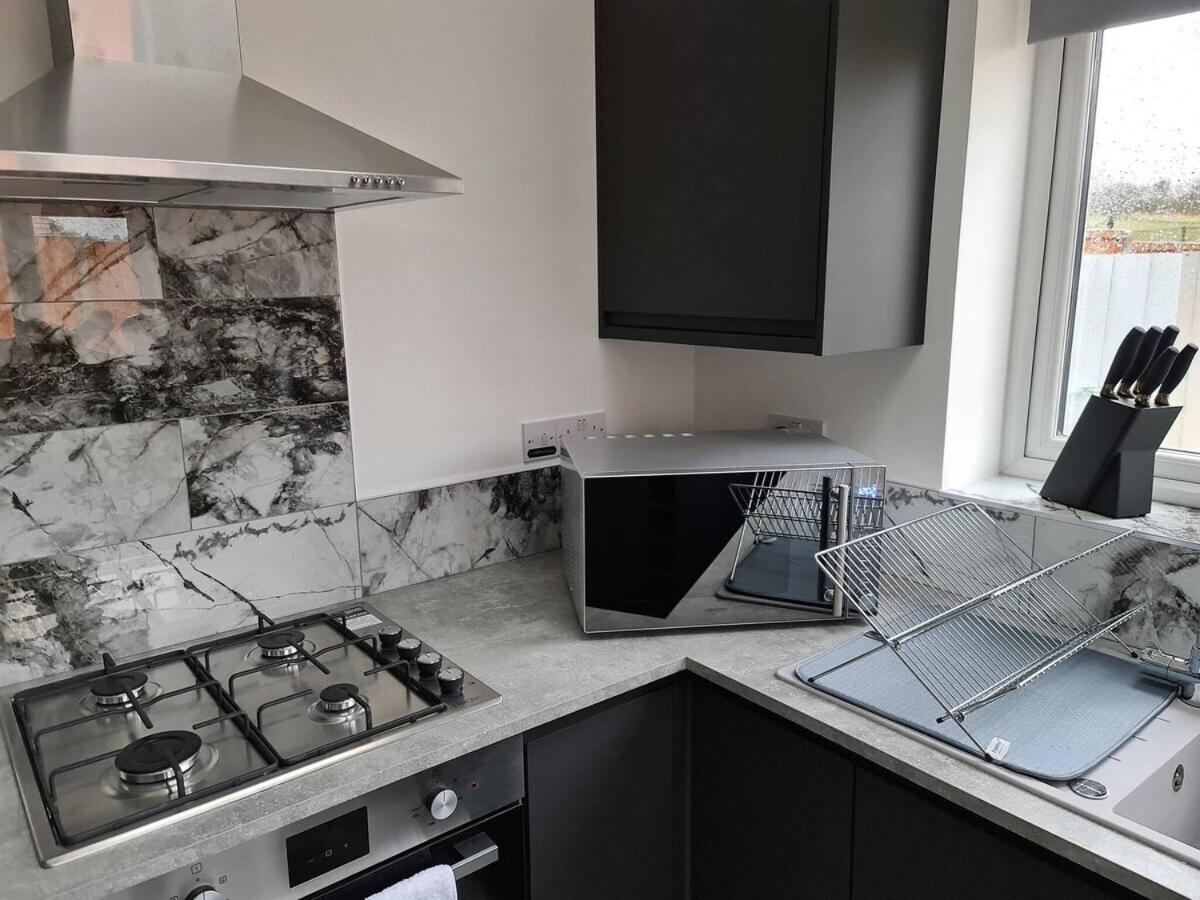 Sav 5 Bed Luxury Detached House In Leicester Humberstone Room photo